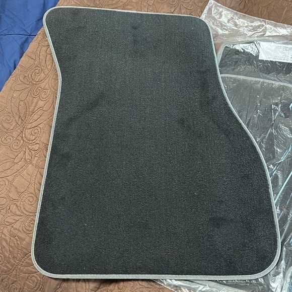 BMW f40 228i new 4 pc floor mats - Picture 2 of 3